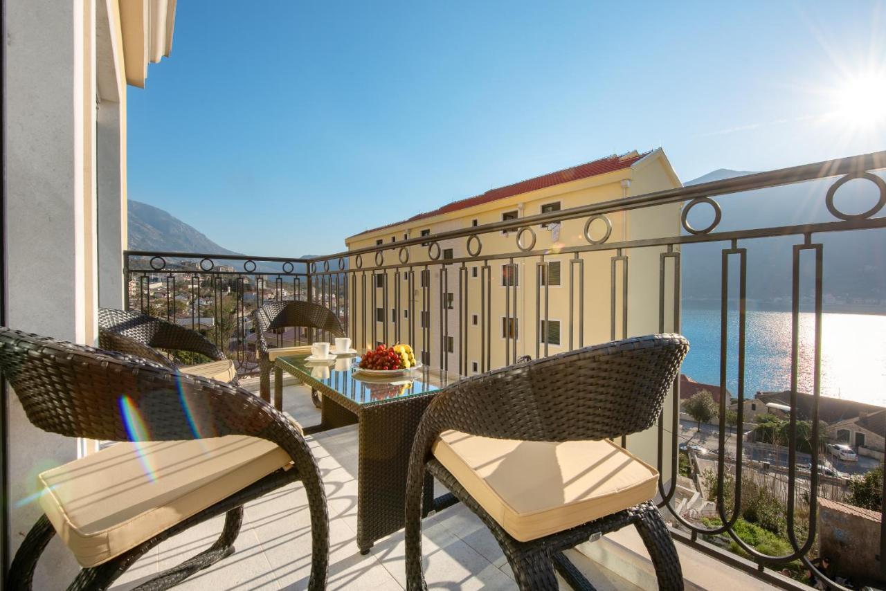 2Montenegro Limeta Apartments With Pool كوتور المظهر الخارجي الصورة