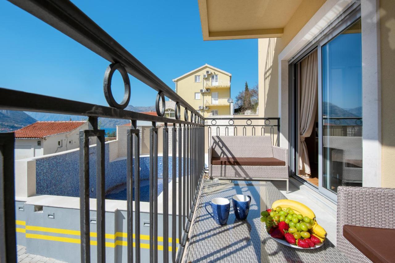 2Montenegro Limeta Apartments With Pool كوتور المظهر الخارجي الصورة