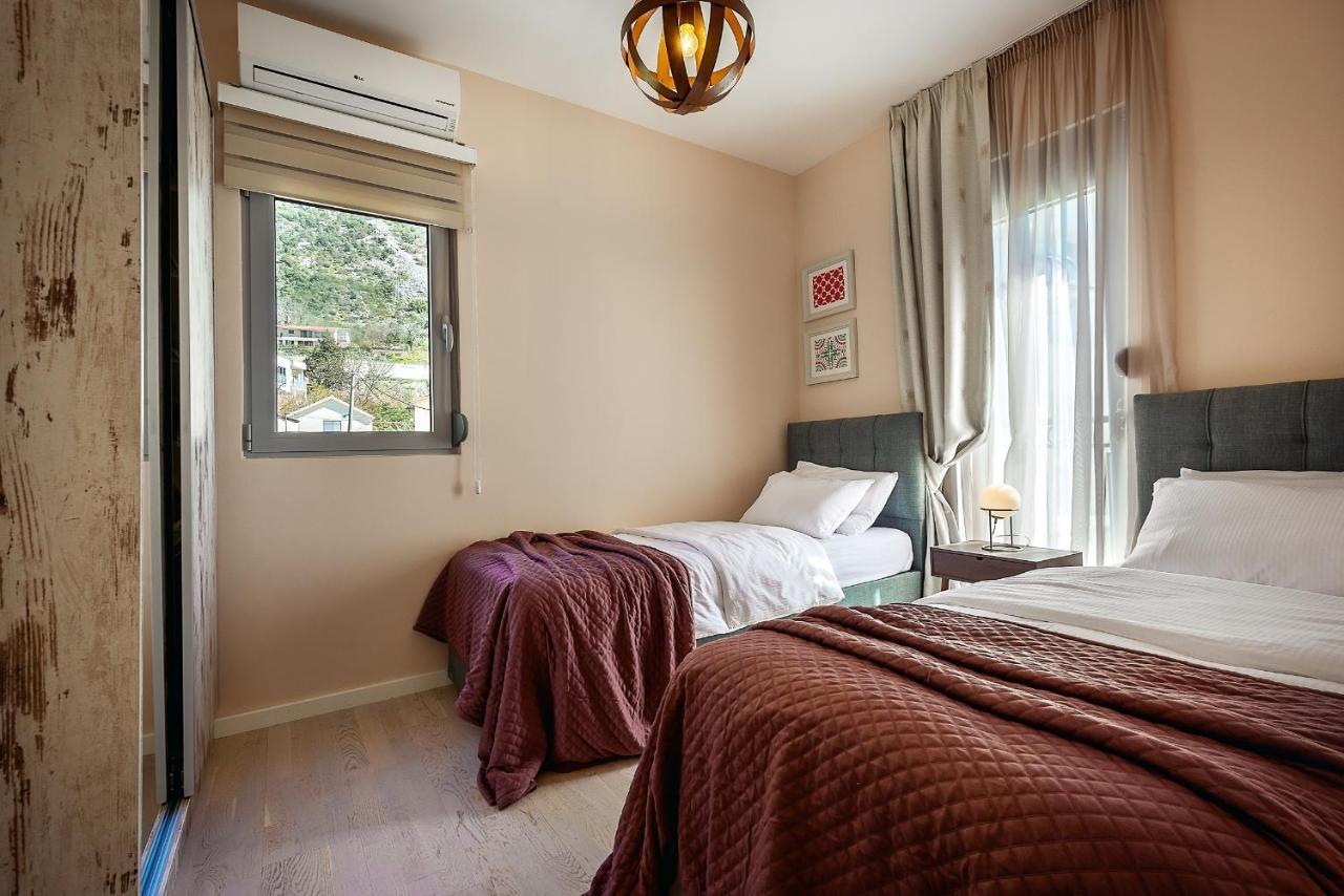 2Montenegro Limeta Apartments With Pool كوتور المظهر الخارجي الصورة