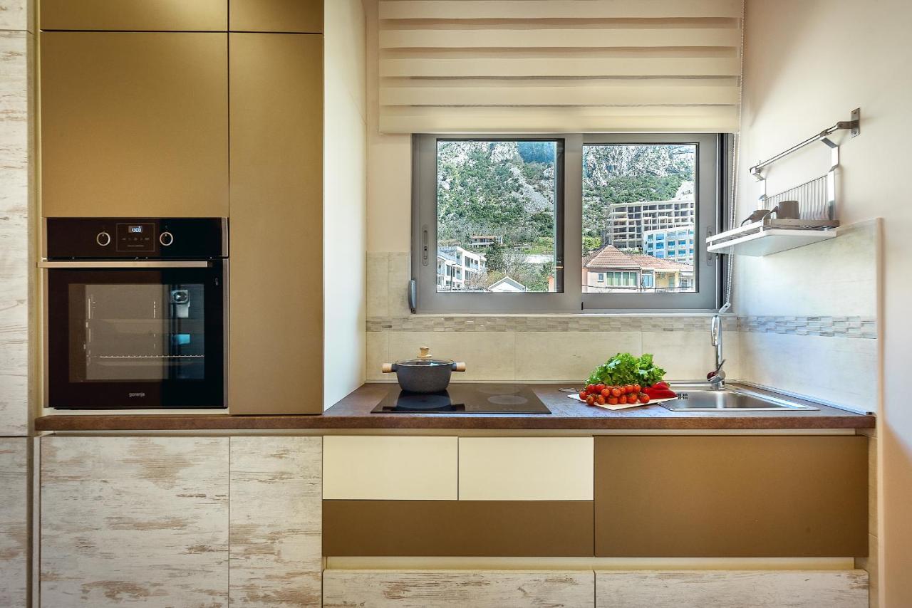 2Montenegro Limeta Apartments With Pool كوتور المظهر الخارجي الصورة
